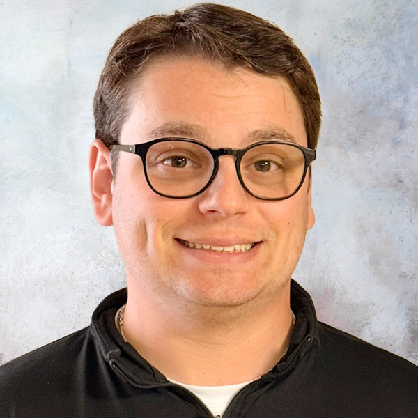 FCC_headshots_2026_600x600_NoahLinkner